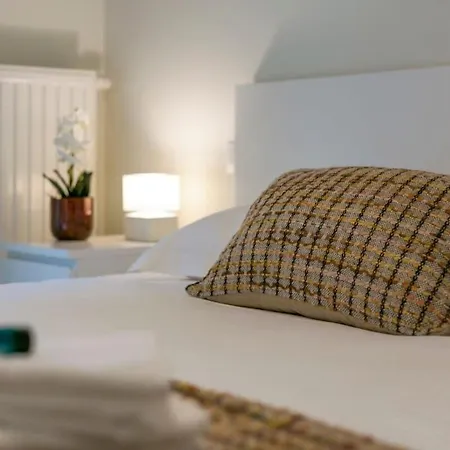 Huswell - Cosy Family With Parking Near The Apartment Ostende