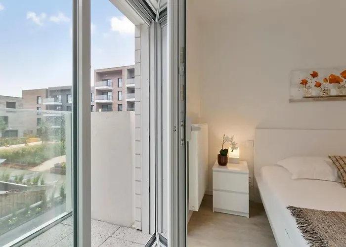 Huswell - Cosy Family With Parking Near The